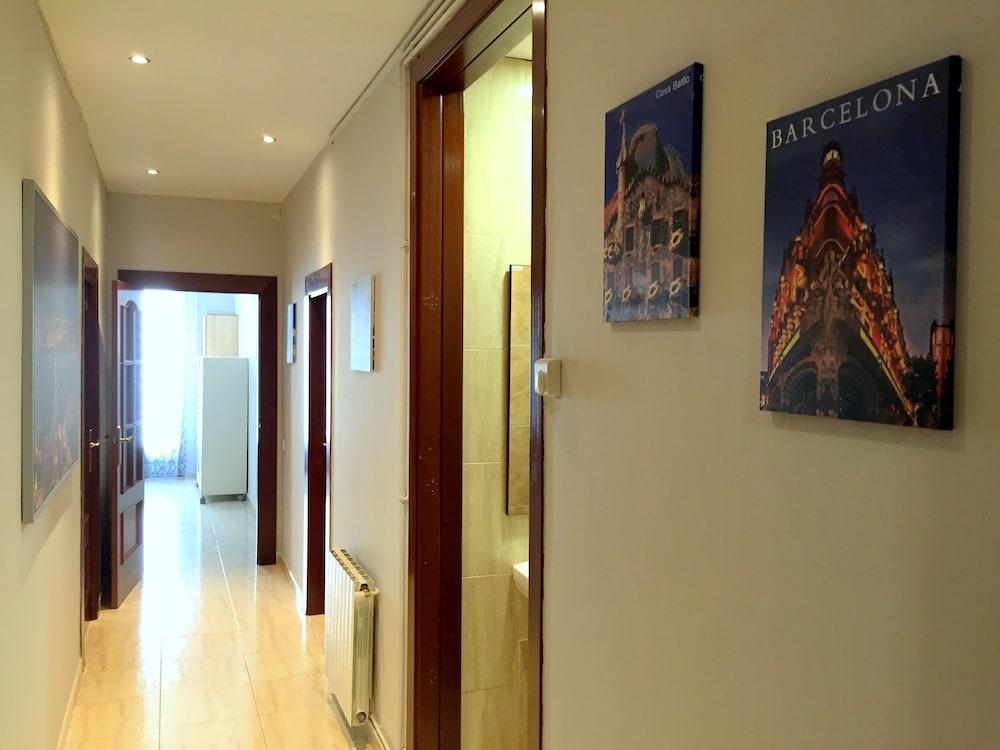 Hostel Artistic Barcelona Luaran gambar